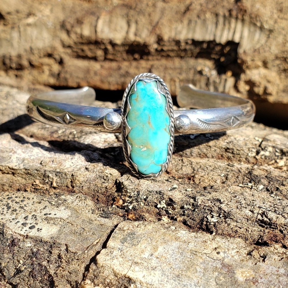 STERLING HANDMADE TURQUOISE BRACELET